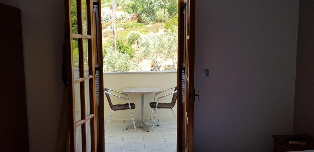 Dream House Apartment Агия Параскеви Екстериор снимка