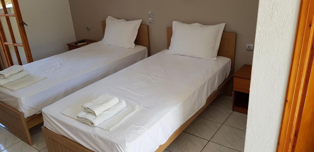 Dream House Apartment Агия Параскеви Екстериор снимка