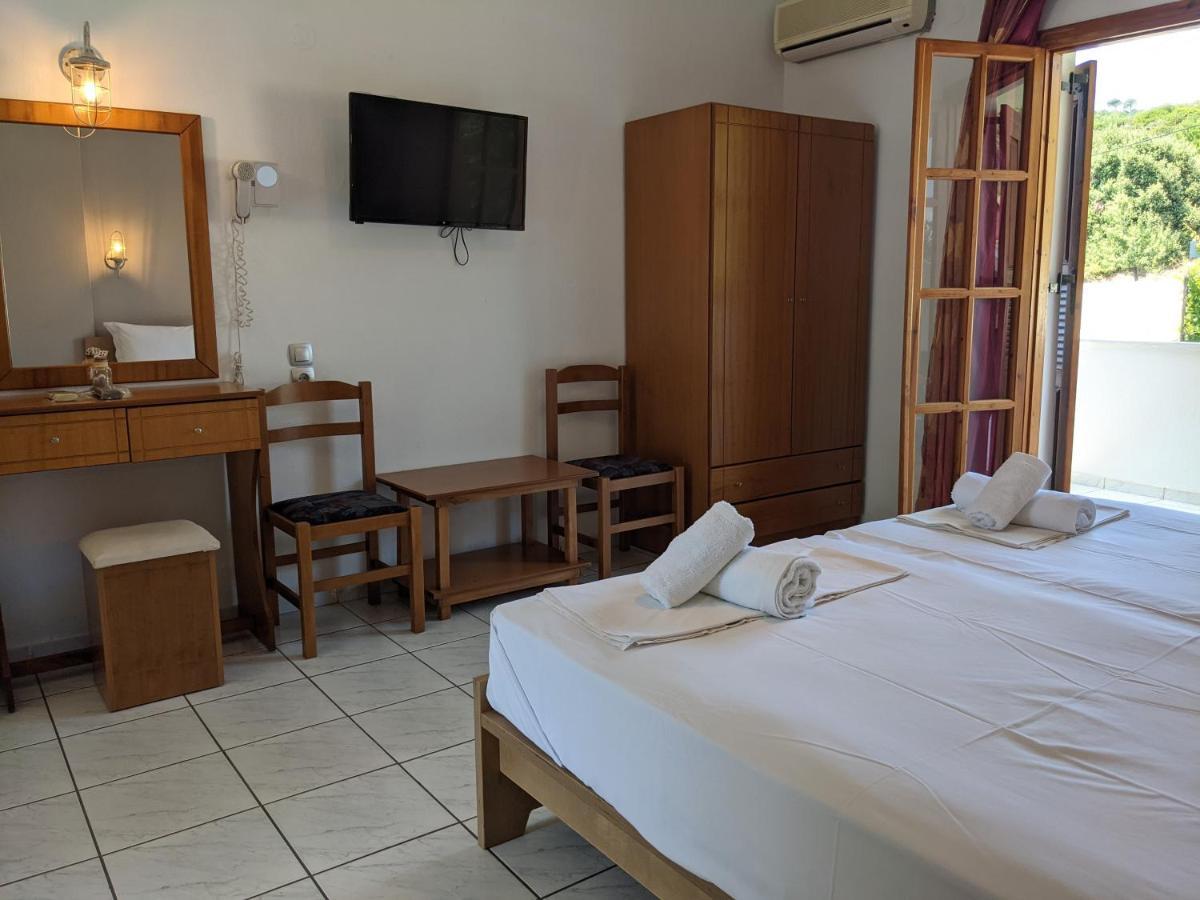 Dream House Apartment Агия Параскеви Екстериор снимка