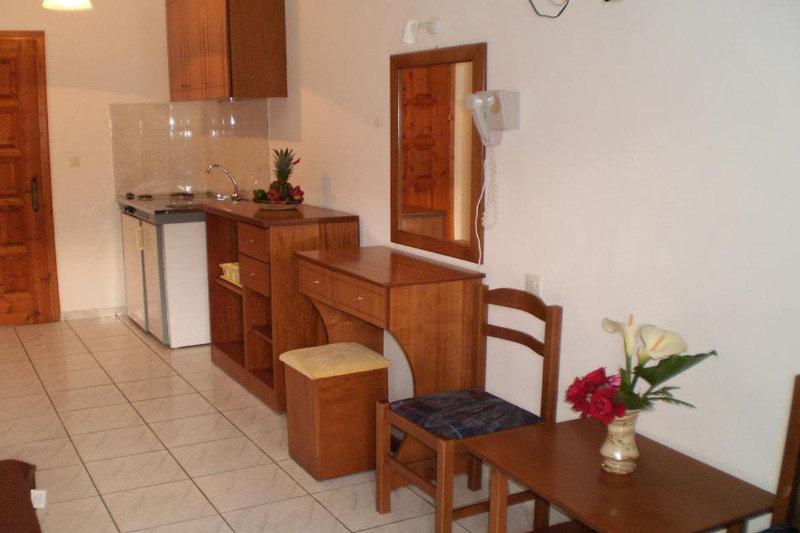 Dream House Apartment Агия Параскеви Екстериор снимка