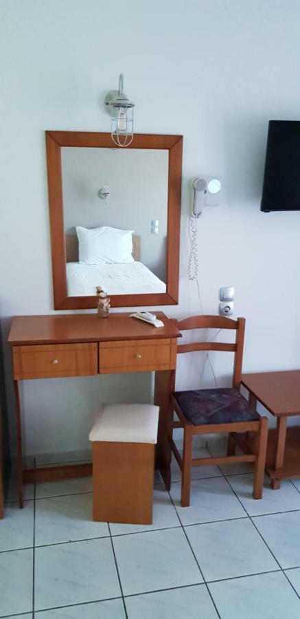 Dream House Apartment Агия Параскеви Екстериор снимка
