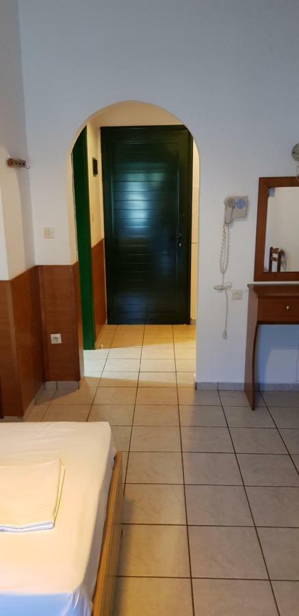 Dream House Apartment Агия Параскеви Екстериор снимка