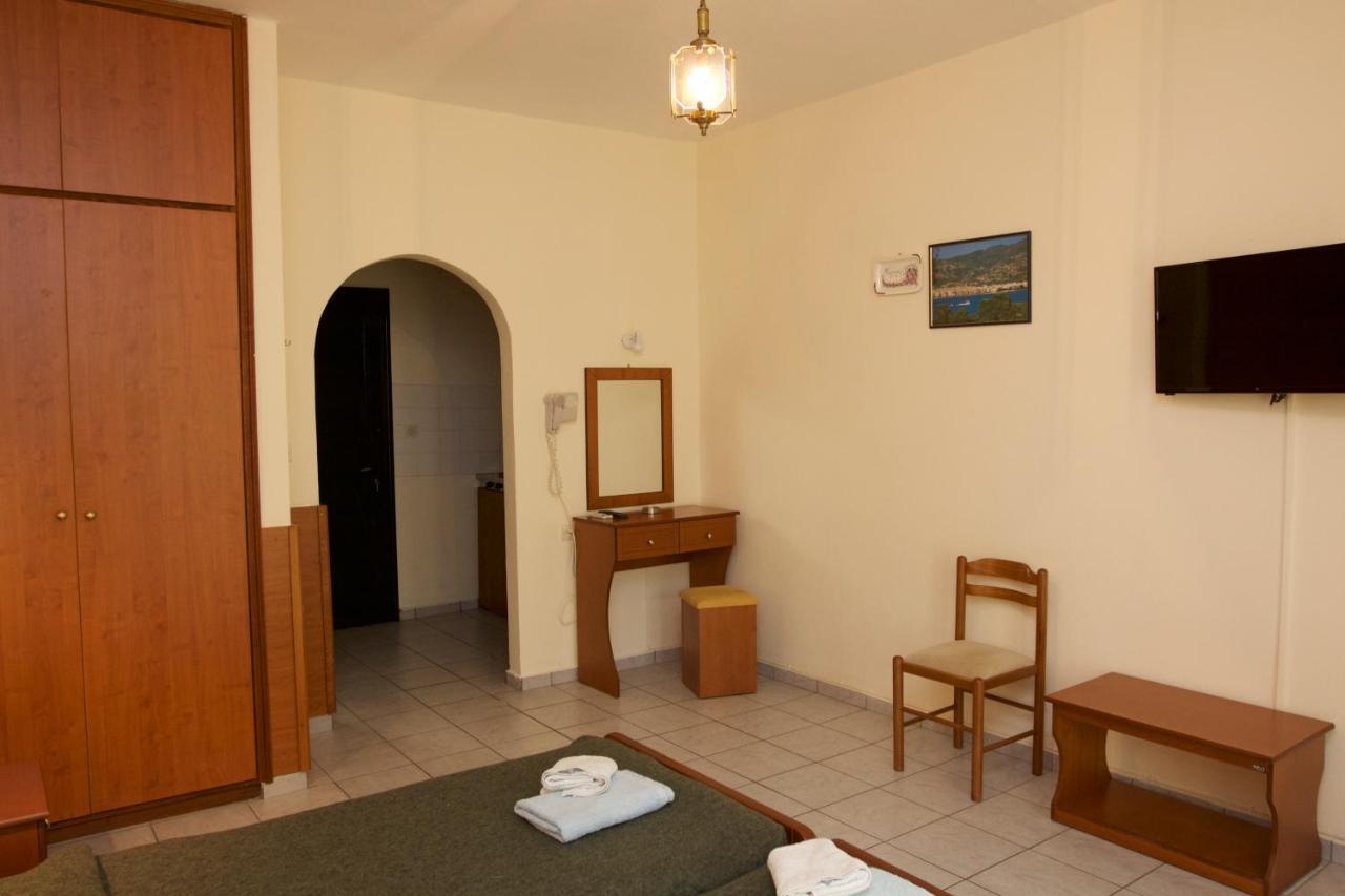 Dream House Apartment Агия Параскеви Екстериор снимка