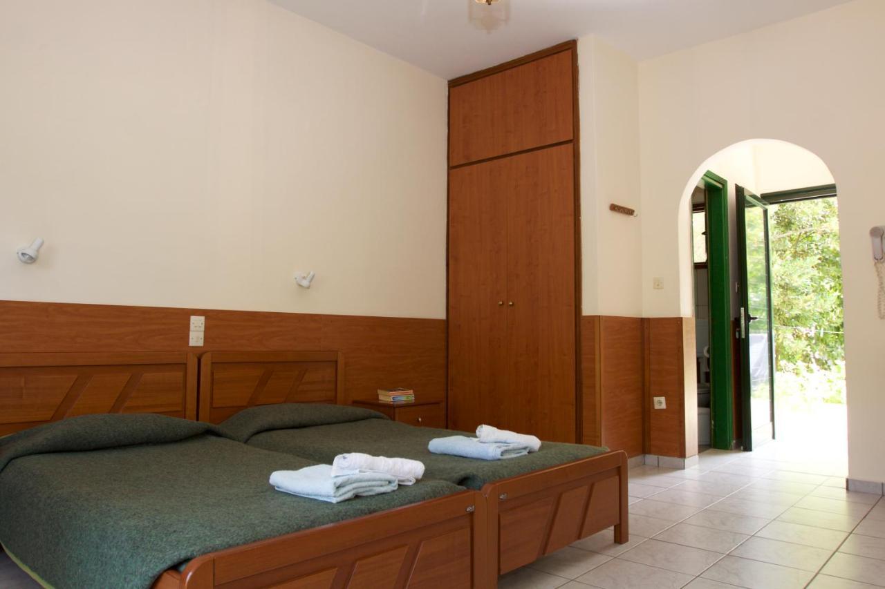 Dream House Apartment Агия Параскеви Екстериор снимка